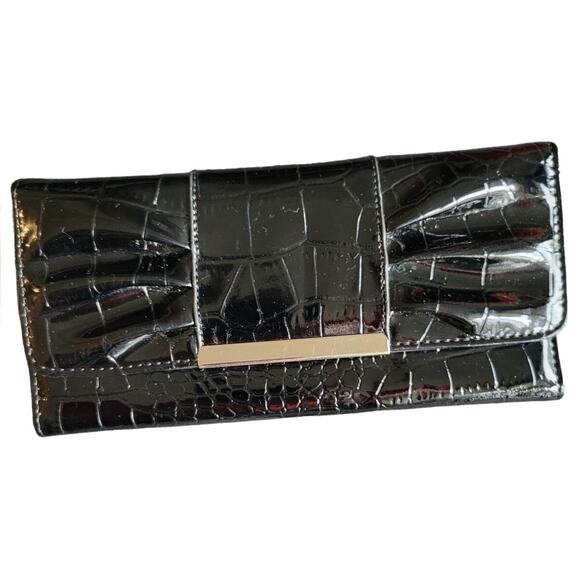 Black Slim Faux Alligator Print Patent Leather Look Evening Bag Clutch 7.5 x 4 - Picture 1 of 7